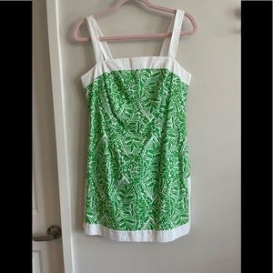 Lilly Pulitzer Green & White Giraffe/Leaf Mini-dress with Shorts, Size 6 EUC